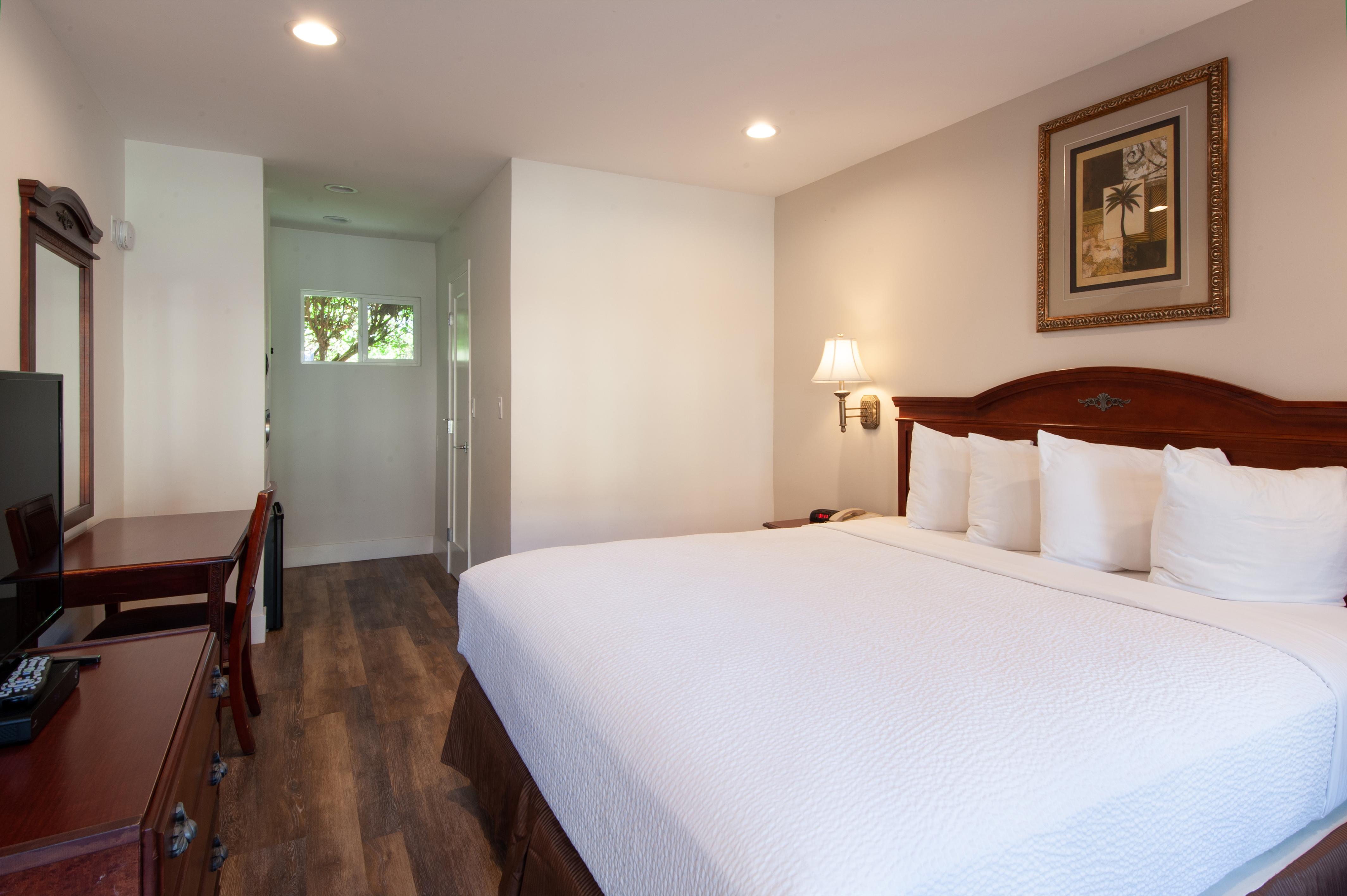 Studio City Court Yard Hotel Room photo